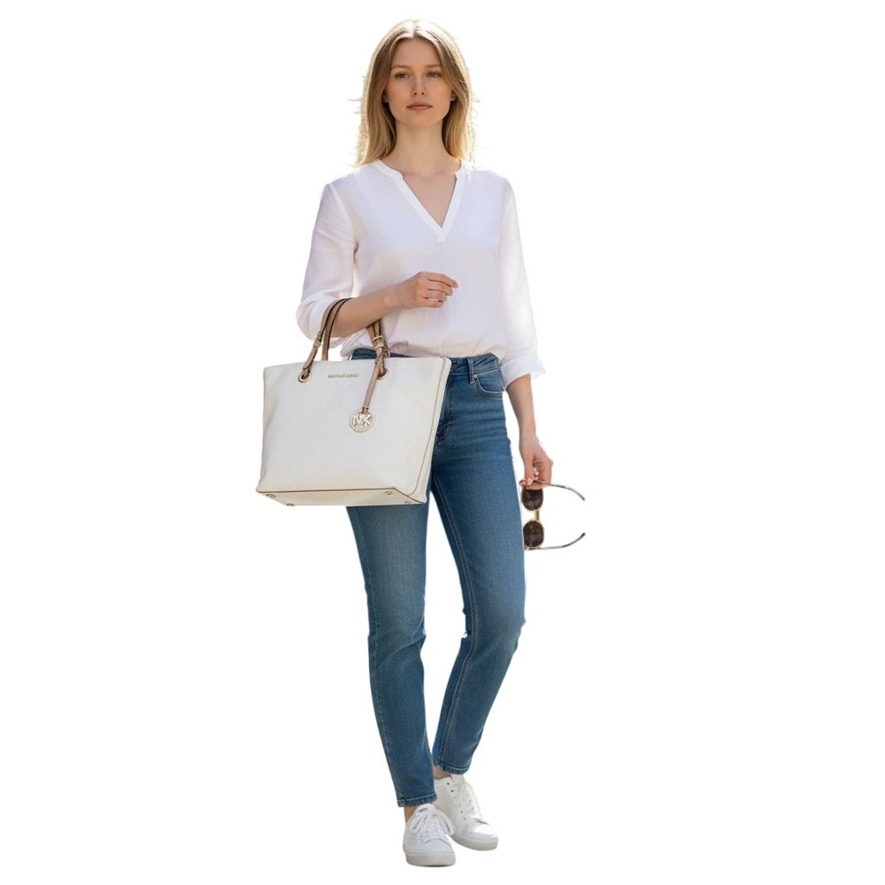 Michael Kors Jet Set white patent leather‎ tote shoulder bag  Classic Designer